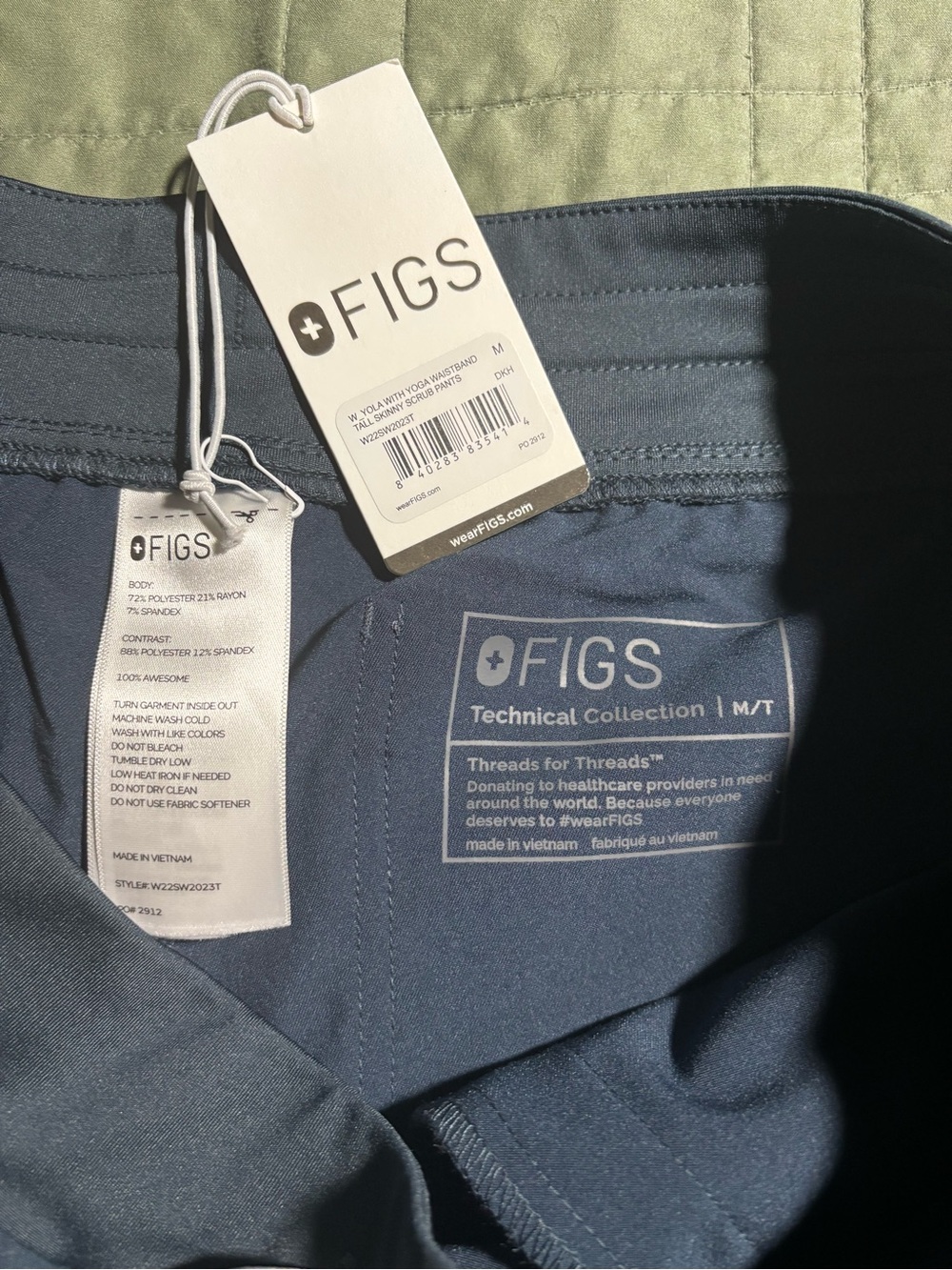 FIGS Woman’s YOLA YOGA Waistband Tall Skinny Scrub Technical Pants in Slate Blue